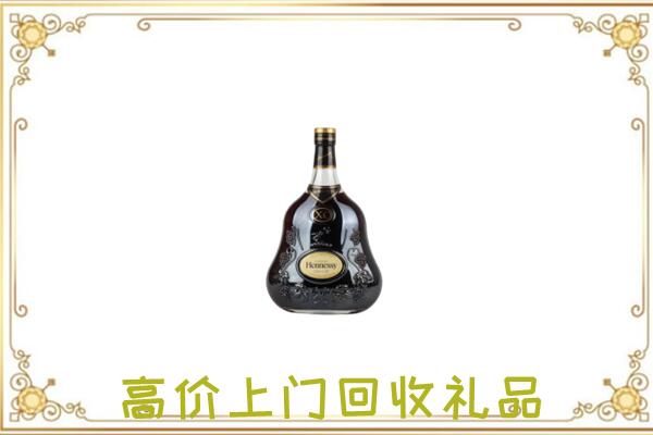 苏尼特左附近回收轩尼诗